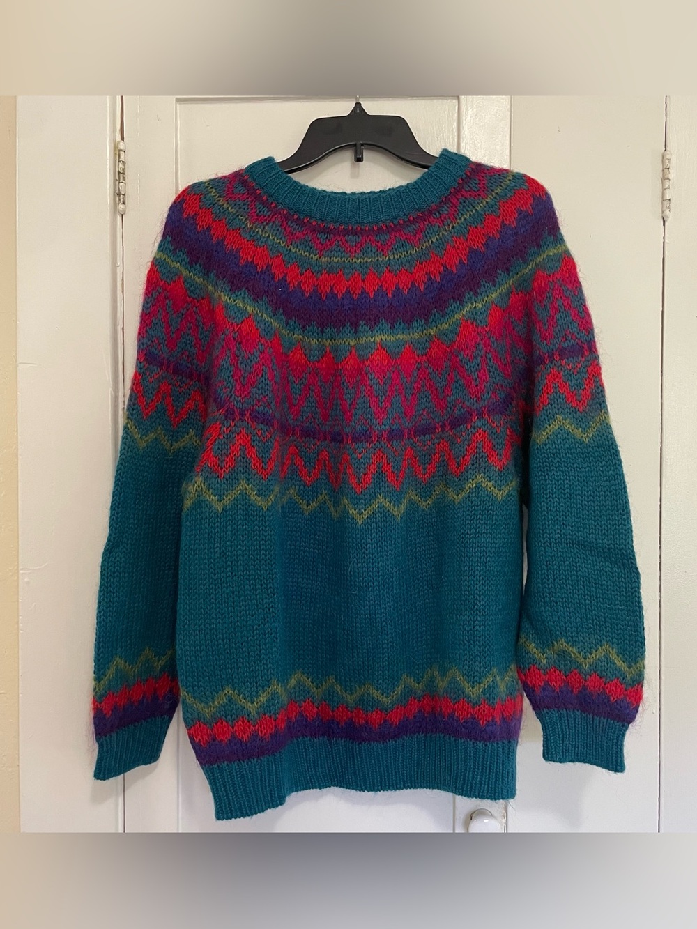 LeModa Teal Fair Isle Wool Sweater with Pink & Purple Pattern Large